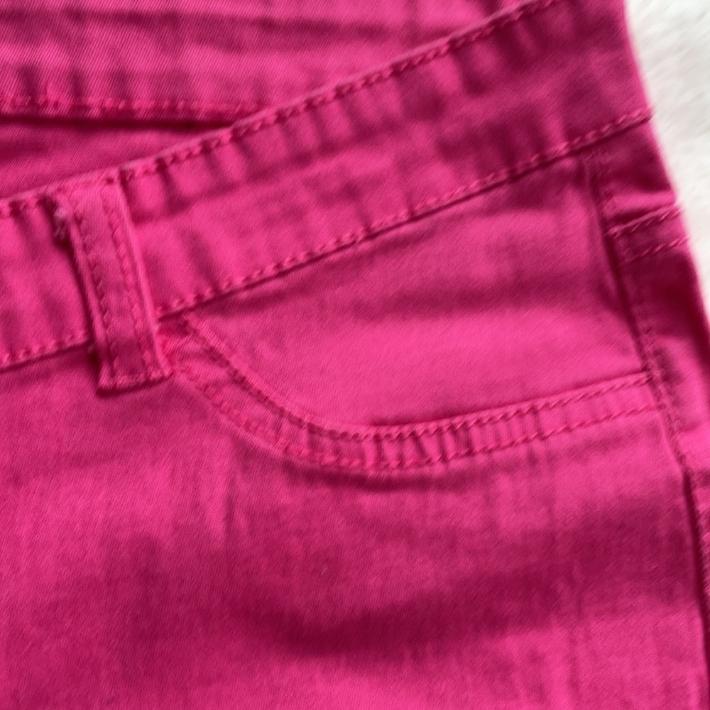 Hot Pink Rue21‎ Capris - Picture 4 of 9